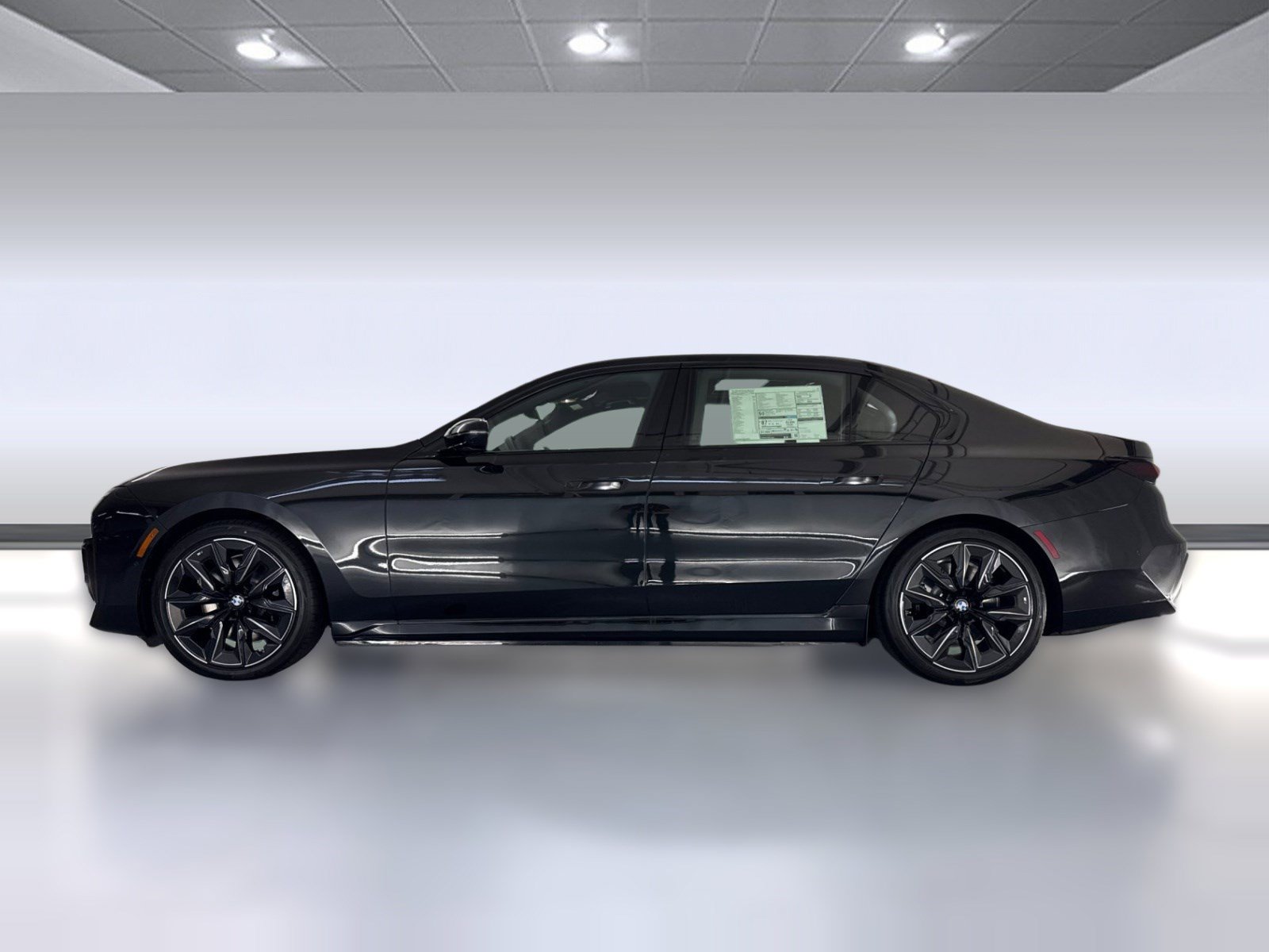 Used 2026 BMW i7 xDrive60 AWD/4WD image 2