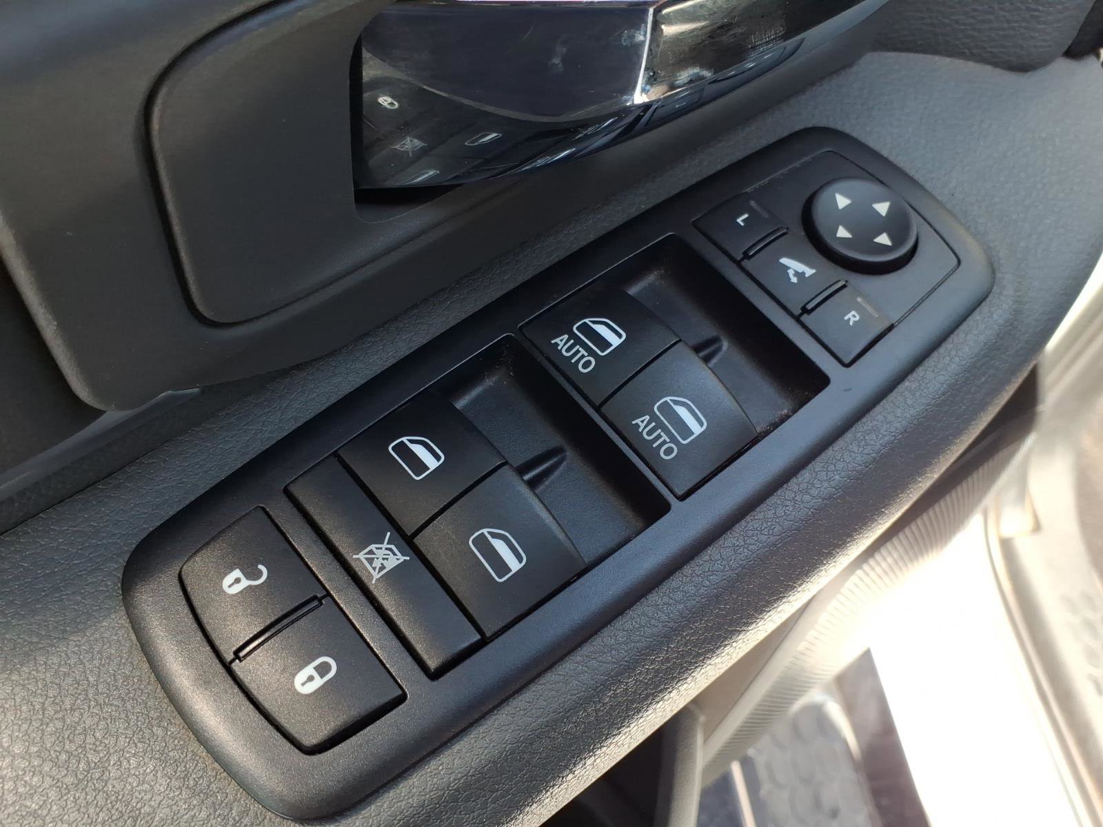 Used 2017 RAM 1500 Big Horn RWD image 13
