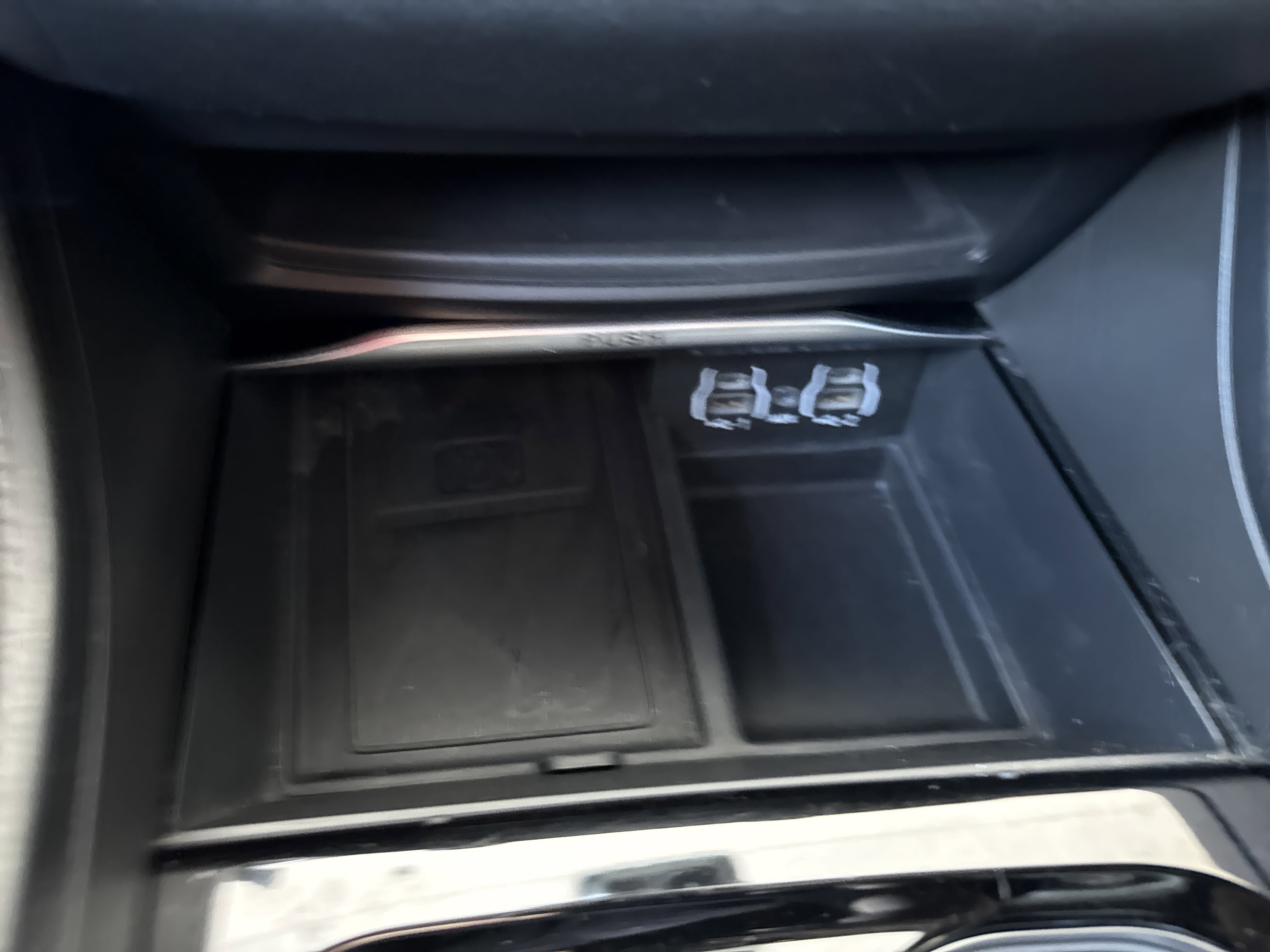 Used 2021 Chrysler Pacifica Limited w/ S Appearance Package image 32