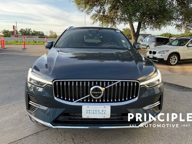 Used 2022 Volvo XC60 T8 Inscription Expression w/ Advanced Package AWD/4WD image 3