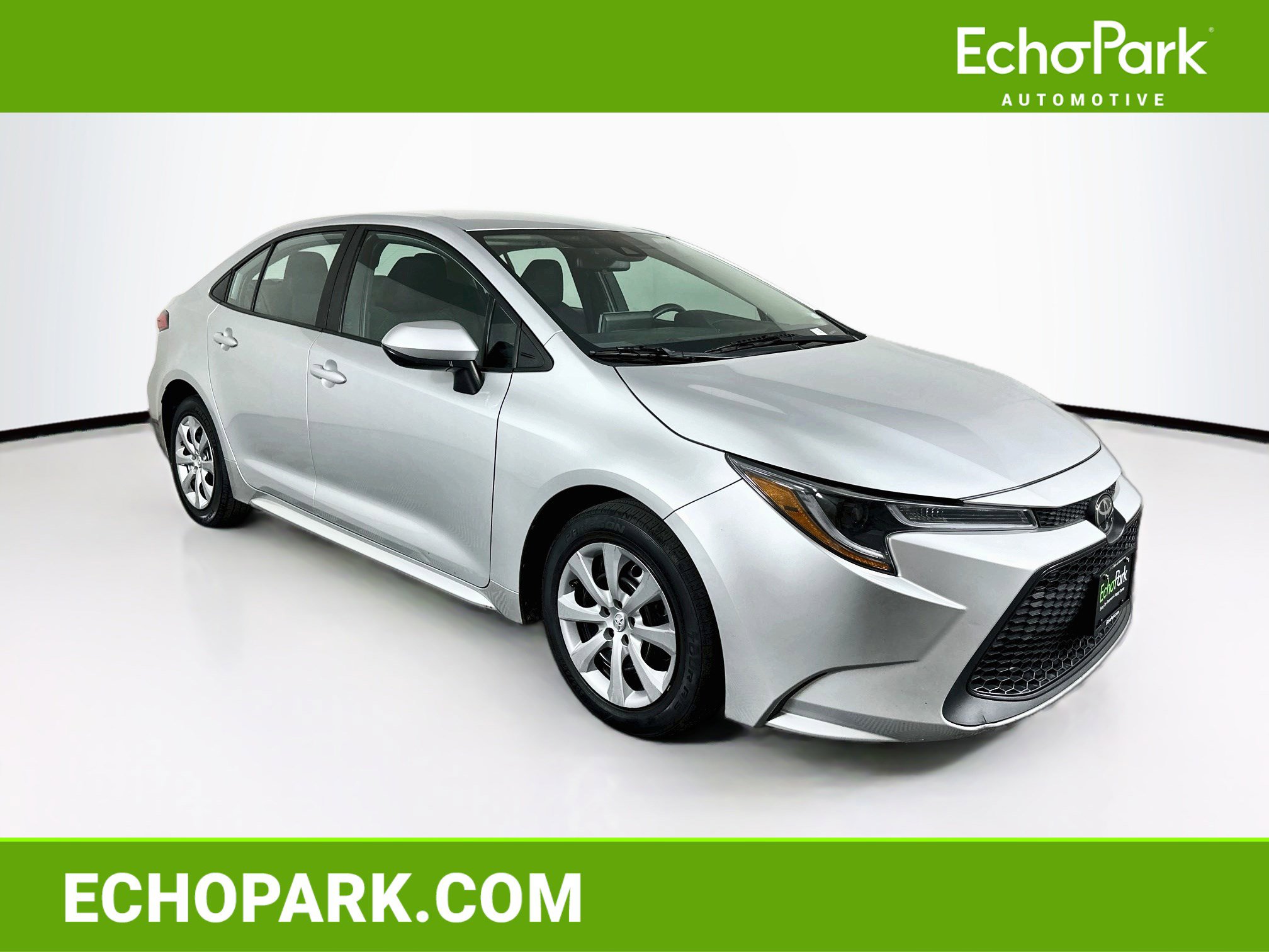 Used 2021 Toyota Corolla LE FWD image 1