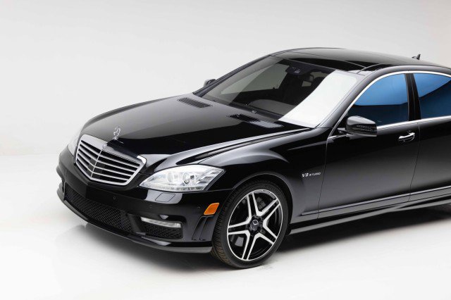 Used 2012 Mercedes-Benz S 63 AMG image 25
