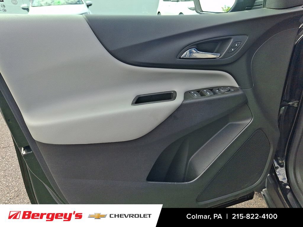 Certified 2024 Chevrolet Equinox LS w/ LS Convenience Package FWD image 15
