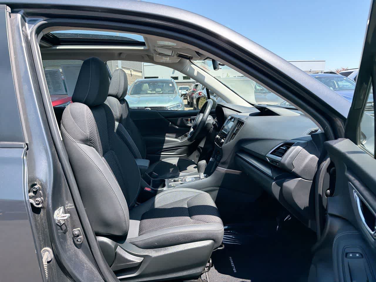 Certified 2023 Subaru Forester Premium AWD/4WD image 27