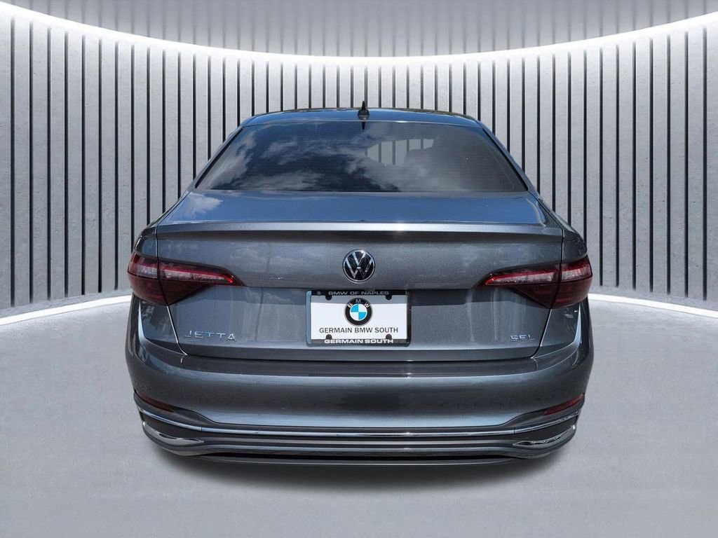 Used 2022 Volkswagen Jetta SEL image 6