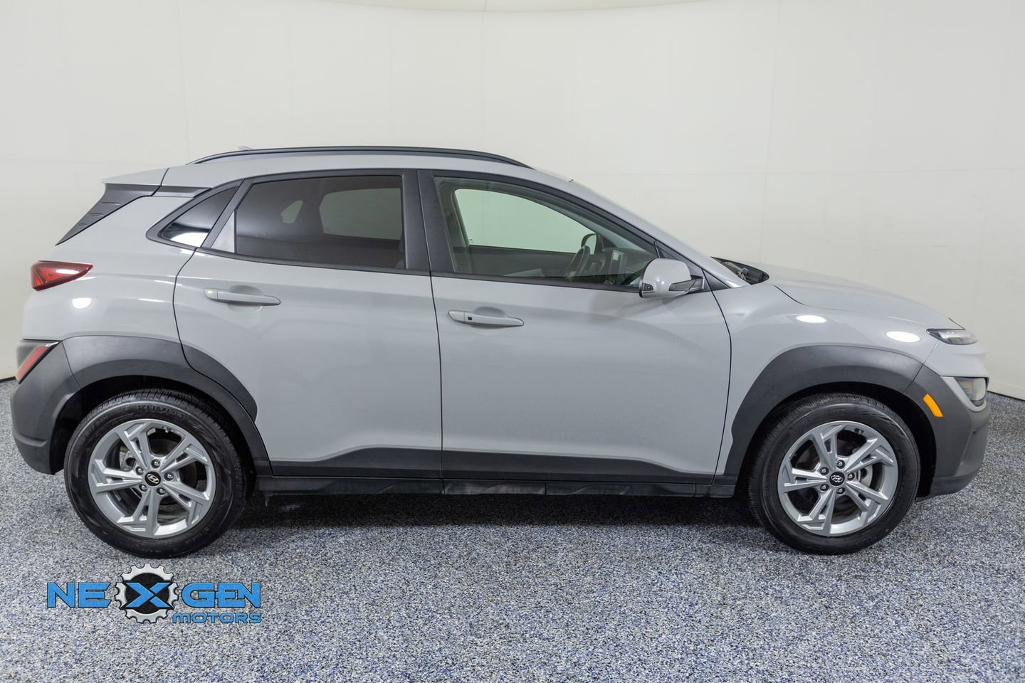 Used 2023 Hyundai Kona SEL image 8