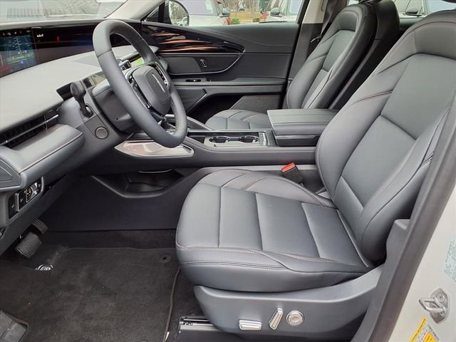 New 2026 Lincoln Nautilus Premier image 7