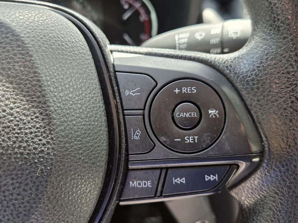 Used 2023 Toyota RAV4 LE image 27