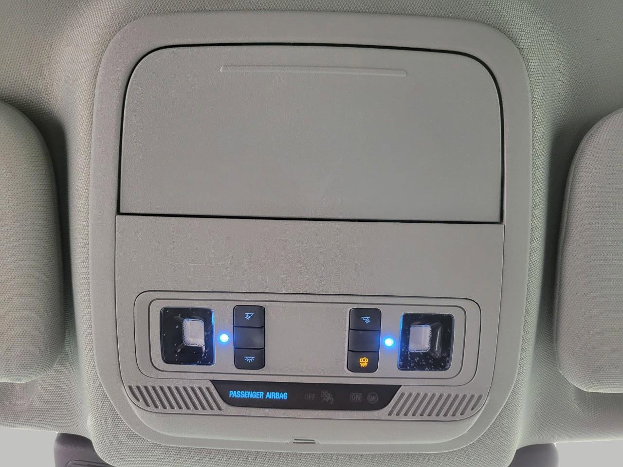 Used 2022 Ford Explorer XLT image 17