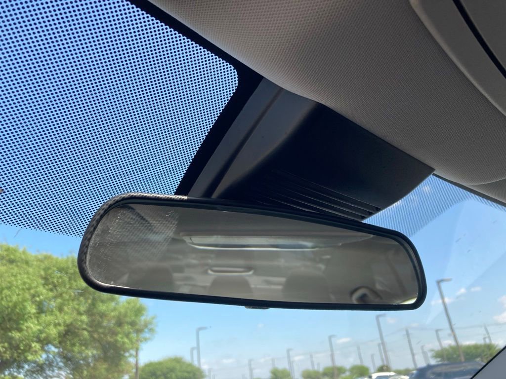 Used 2025 Nissan Altima 2.5 SV image 23