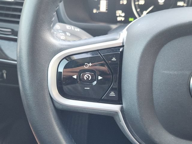 Used 2018 Volvo XC90 T5 Momentum FWD image 29