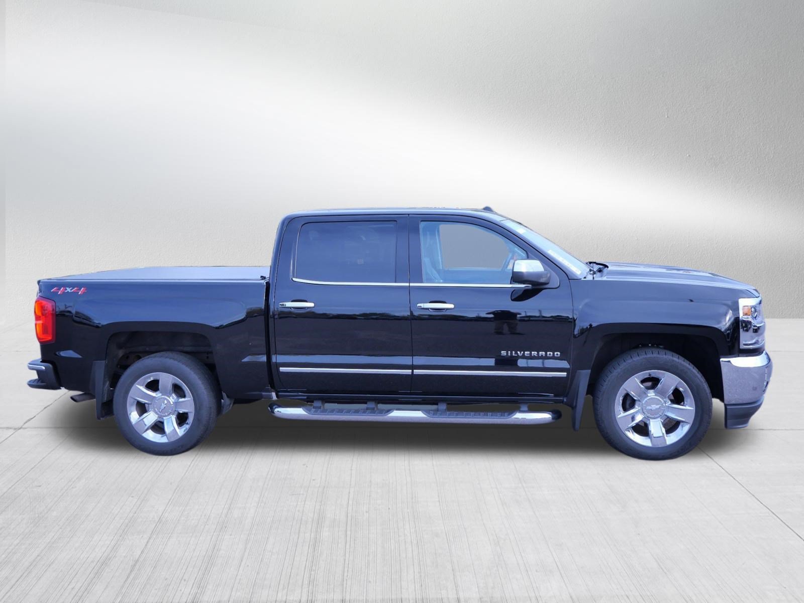 Used 2018 Chevrolet Silverado 1500 LTZ w/ Sport Package AWD/4WD image 8