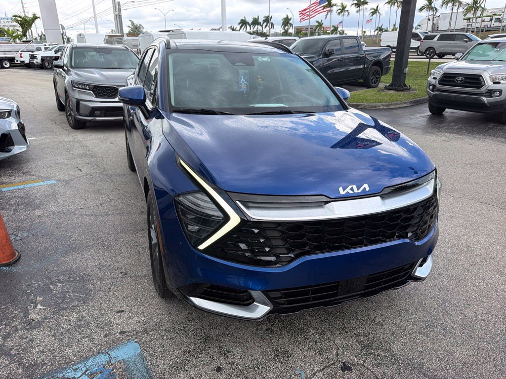 Used 2024 Kia Sportage SX FWD image 2