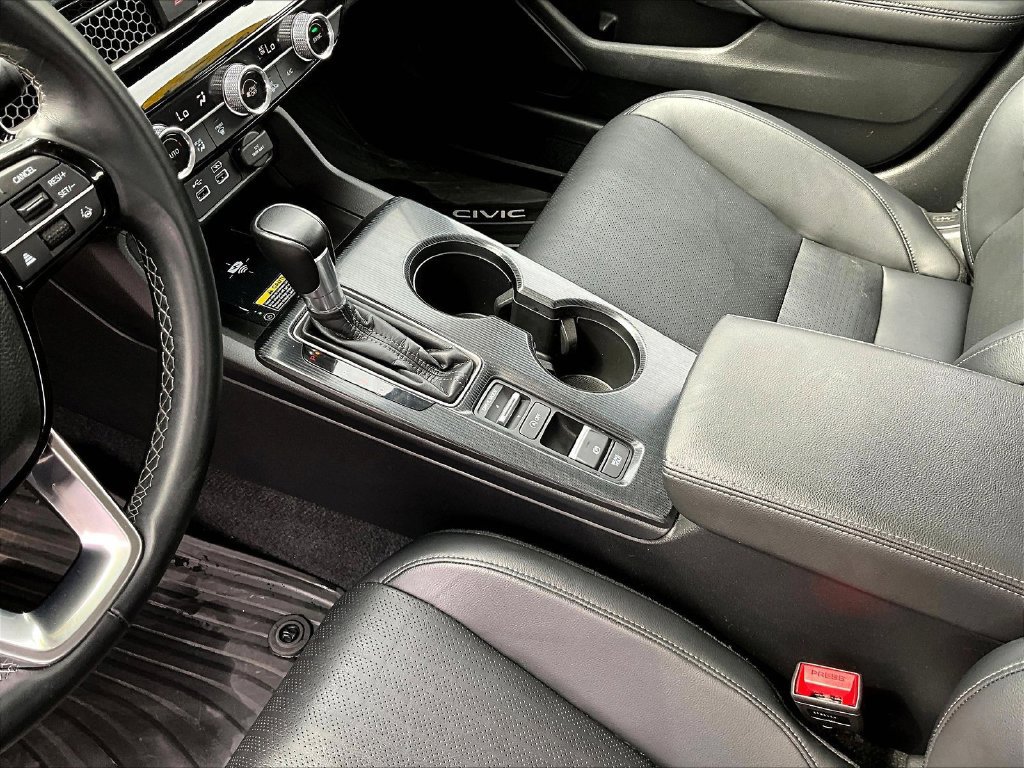 Used 2022 Honda Civic Touring image 21