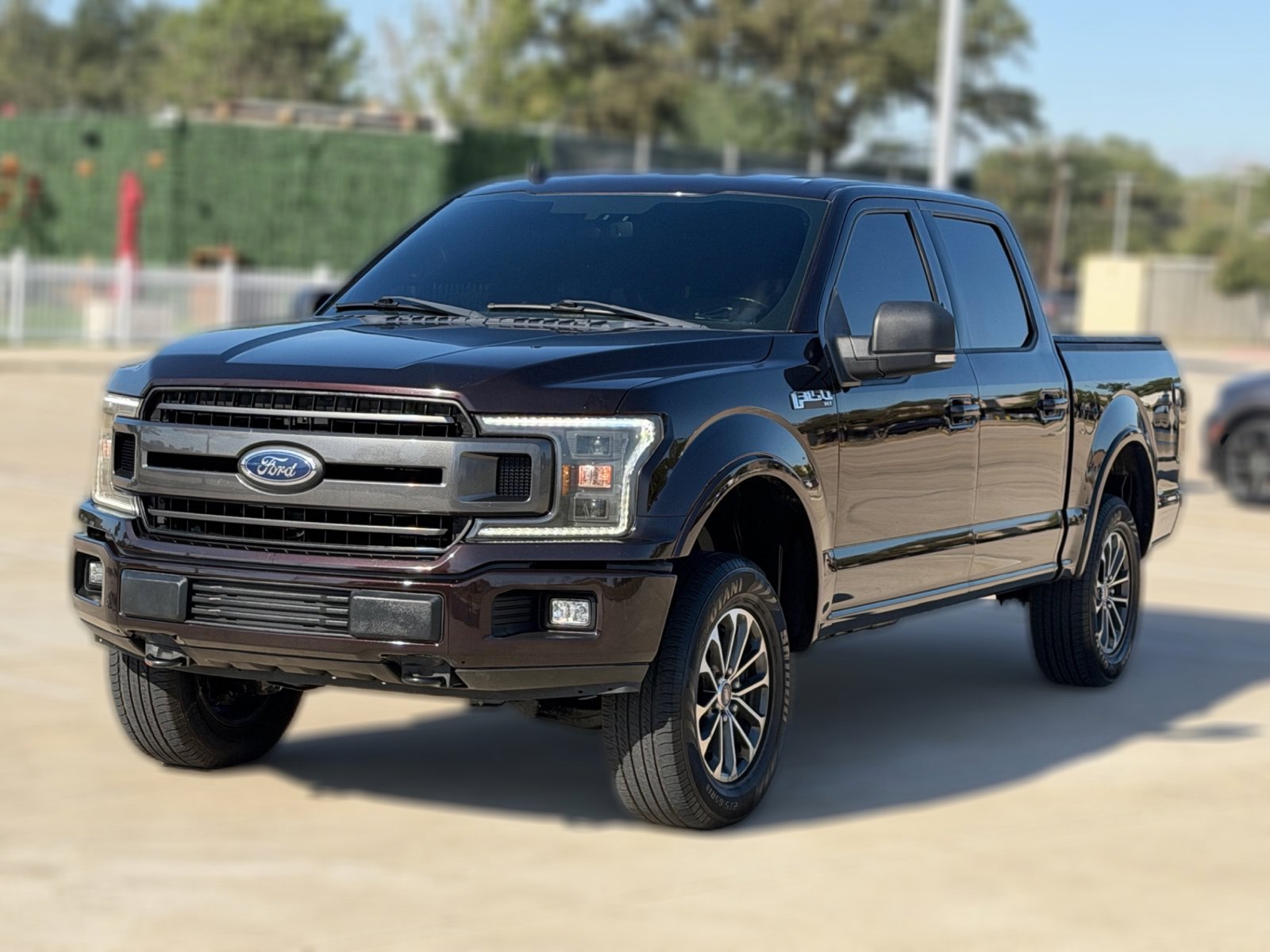 Used 2018 Ford F150 XLT w/ Equipment Group 302A Luxury AWD/4WD image 2