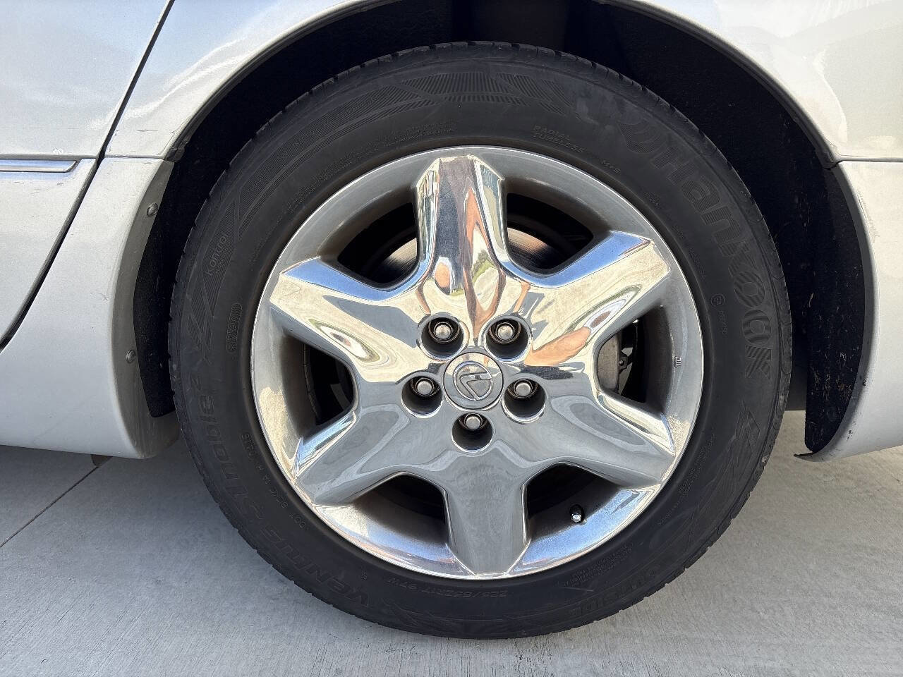 Used 2004 Lexus LS 430 image 12