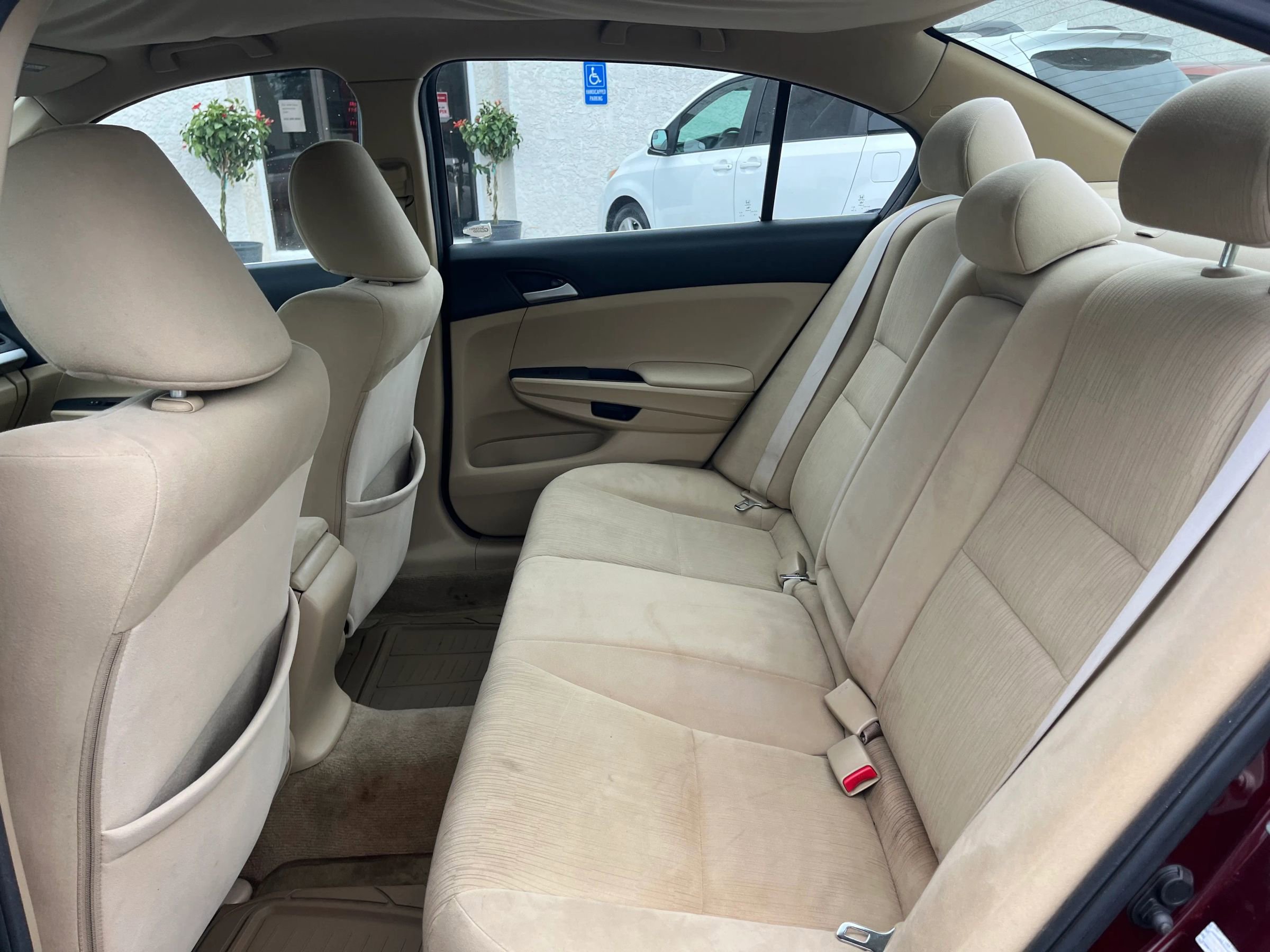 Used 2011 Honda Accord LX image 16