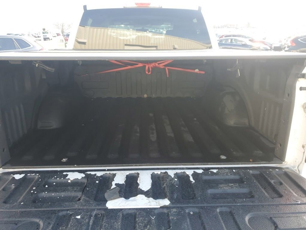 Used 2015 Ford F150 XLT image 9