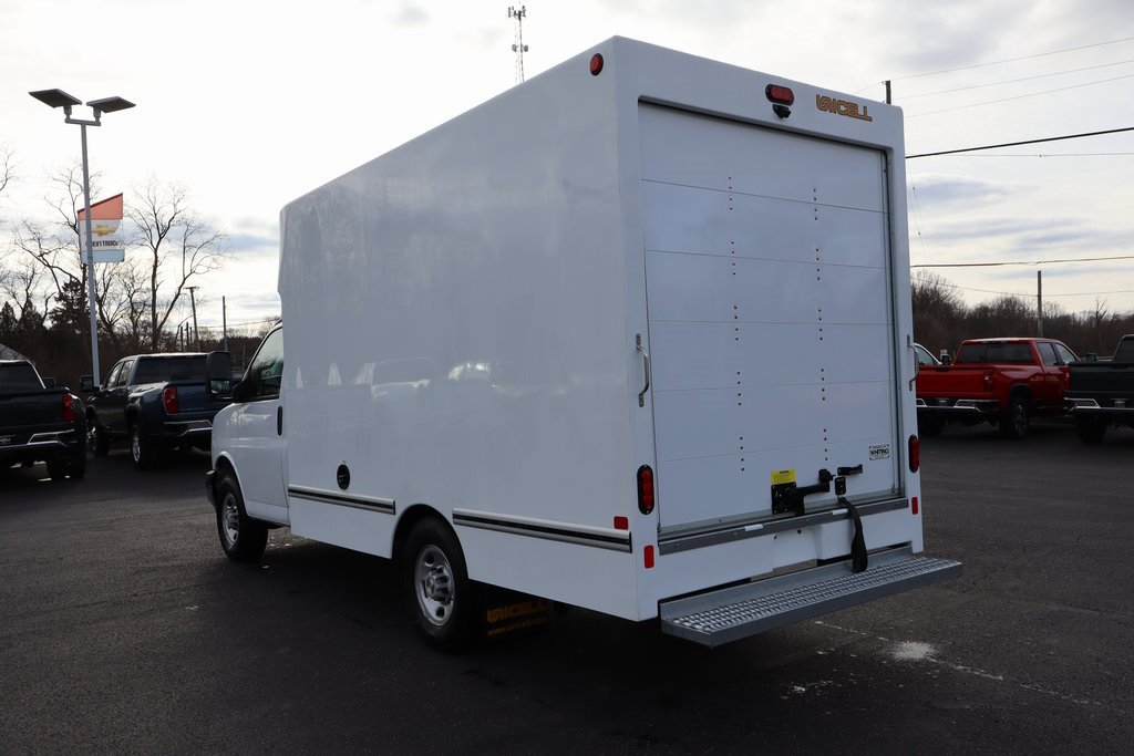 New 2025 Chevrolet Express 3500 w/ Power Convenience Package image 22