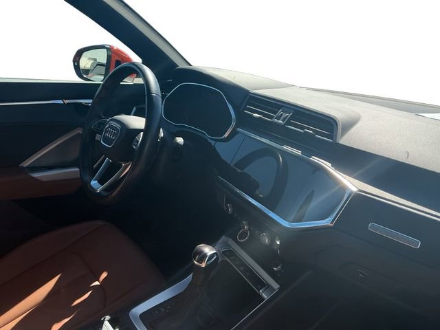 Used 2023 Audi Q3 2.0T Premium Plus image 10