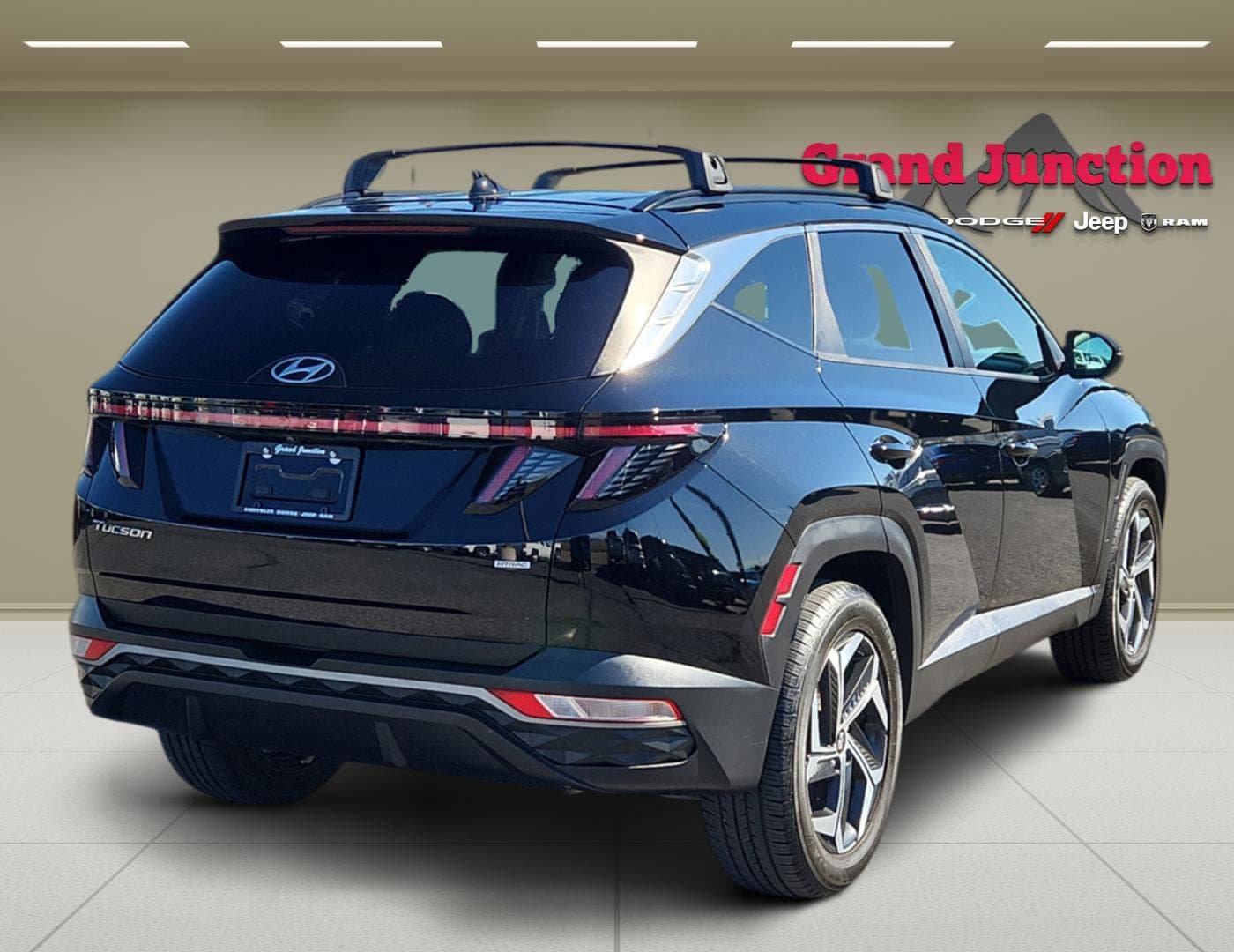 Used 2022 Hyundai Tucson SEL w/ Convenience Package AWD/4WD image 4