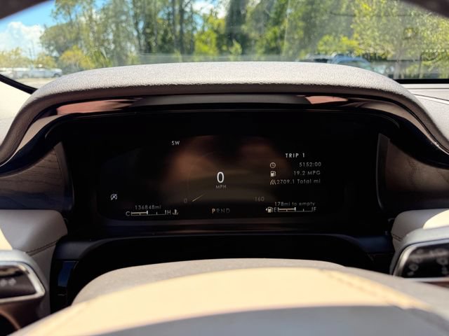 Used 2020 Lincoln Aviator Reserve w/ Equipment Group 202A AWD/4WD image 3