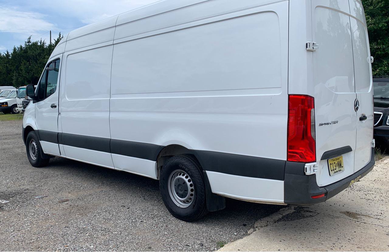 Used 2021 Mercedes-Benz Sprinter 2500 image 27