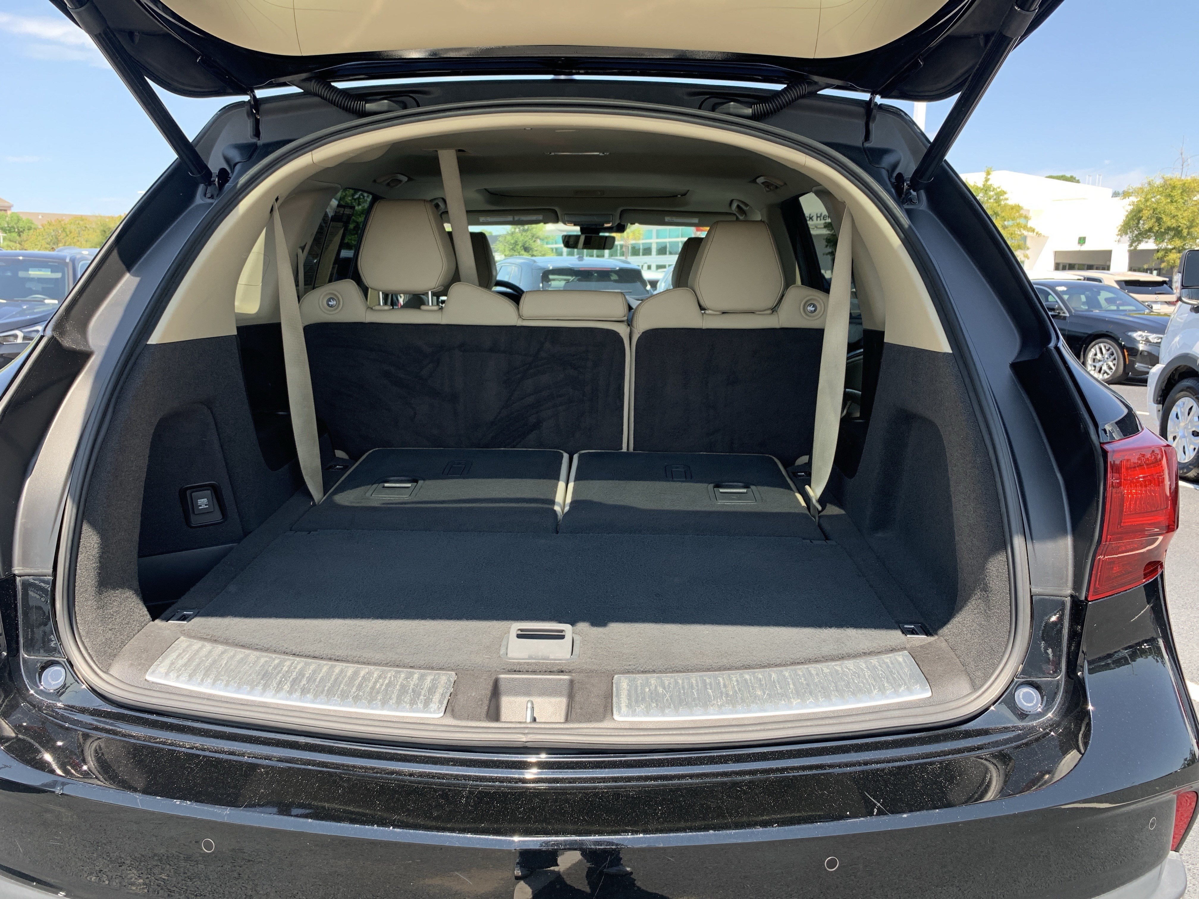 Used 2020 Acura MDX w/ Technology Package AWD/4WD image 30
