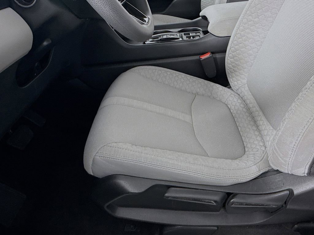 Certified 2023 Honda Pilot LX image 31