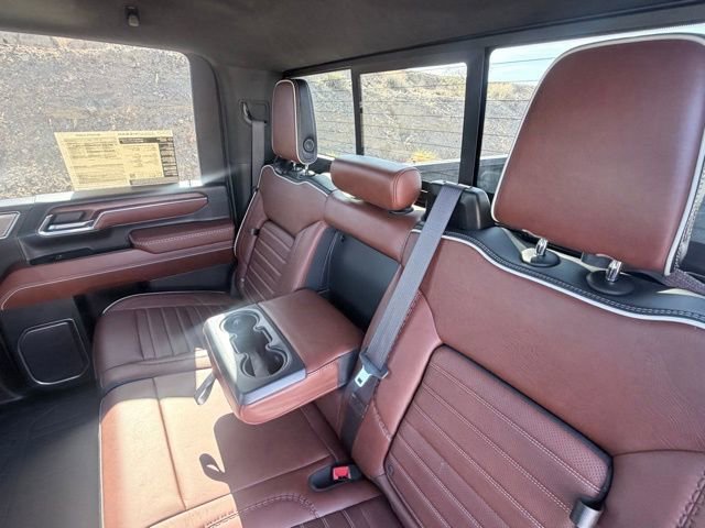 Used 2024 GMC Sierra 2500 Denali Ultimate AWD/4WD image 29