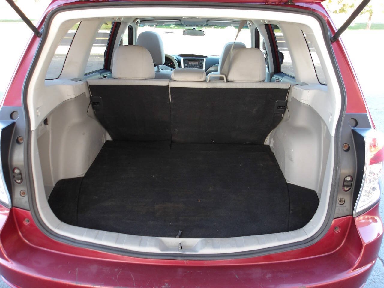 Used 2013 Subaru Forester 2.5X Premium w/ All-Weather Pkg AWD/4WD image 22