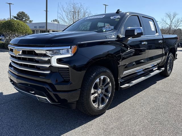 Used 2025 Chevrolet Silverado 1500 High Country w/ Technology Package image 7