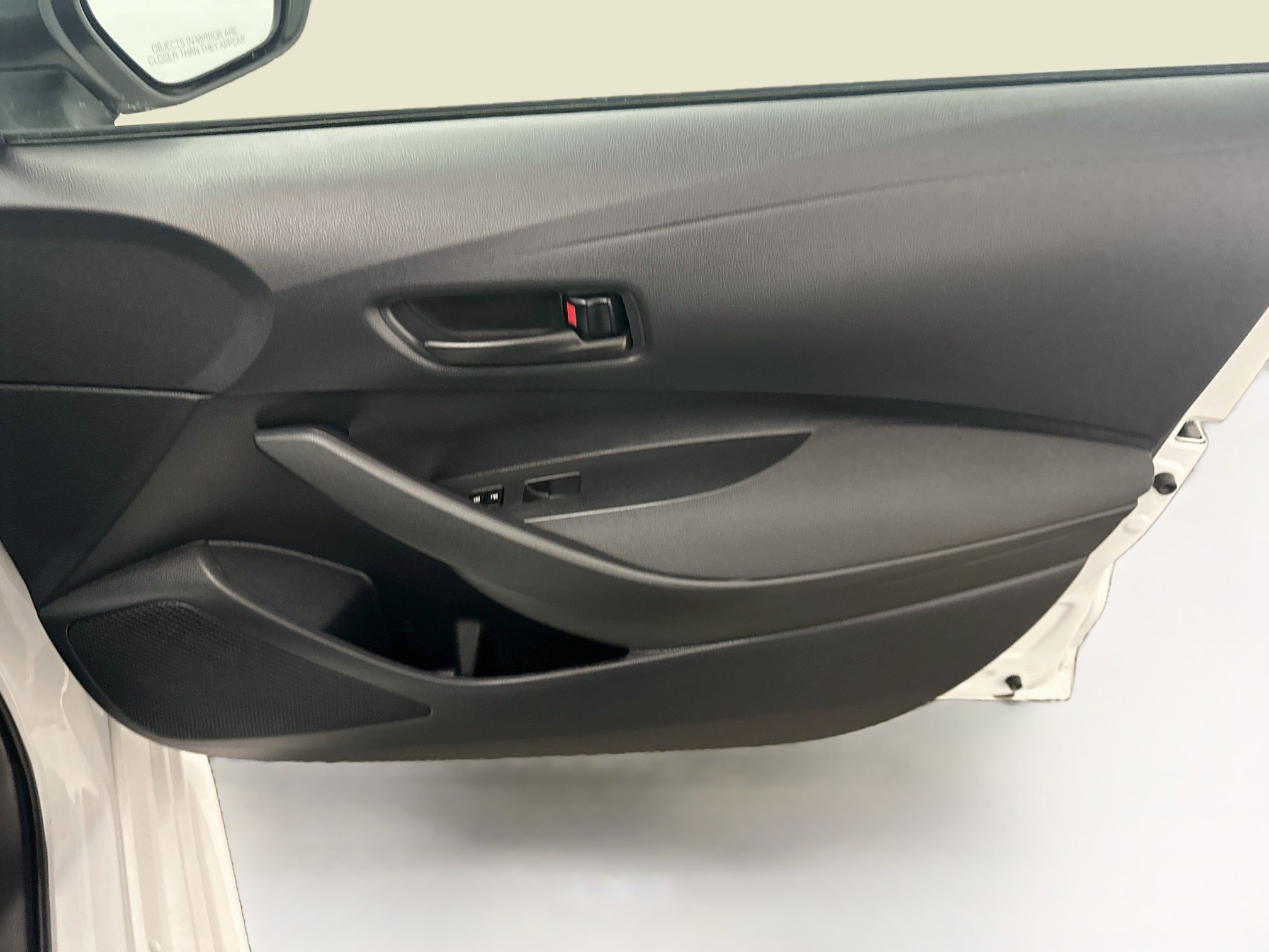 Used 2026 Toyota Corolla LE FWD image 33