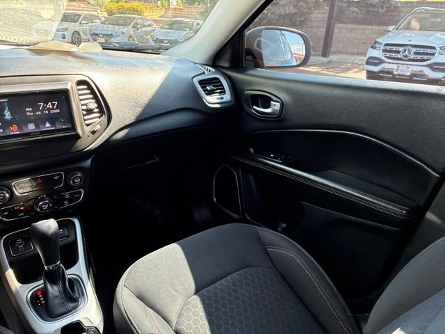 Used 2018 Jeep Compass Sport w/ Tech Group FWD image 31