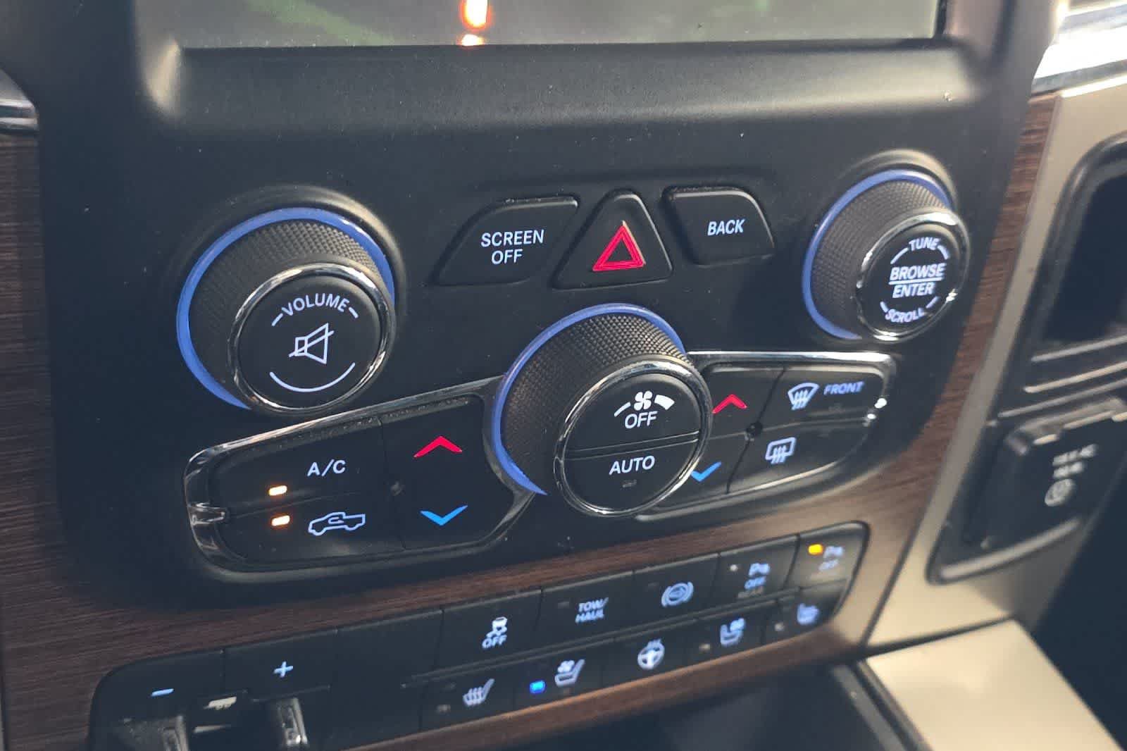 Used 2017 RAM 2500 Laramie w/ Sport Appearance Group AWD/4WD image 21