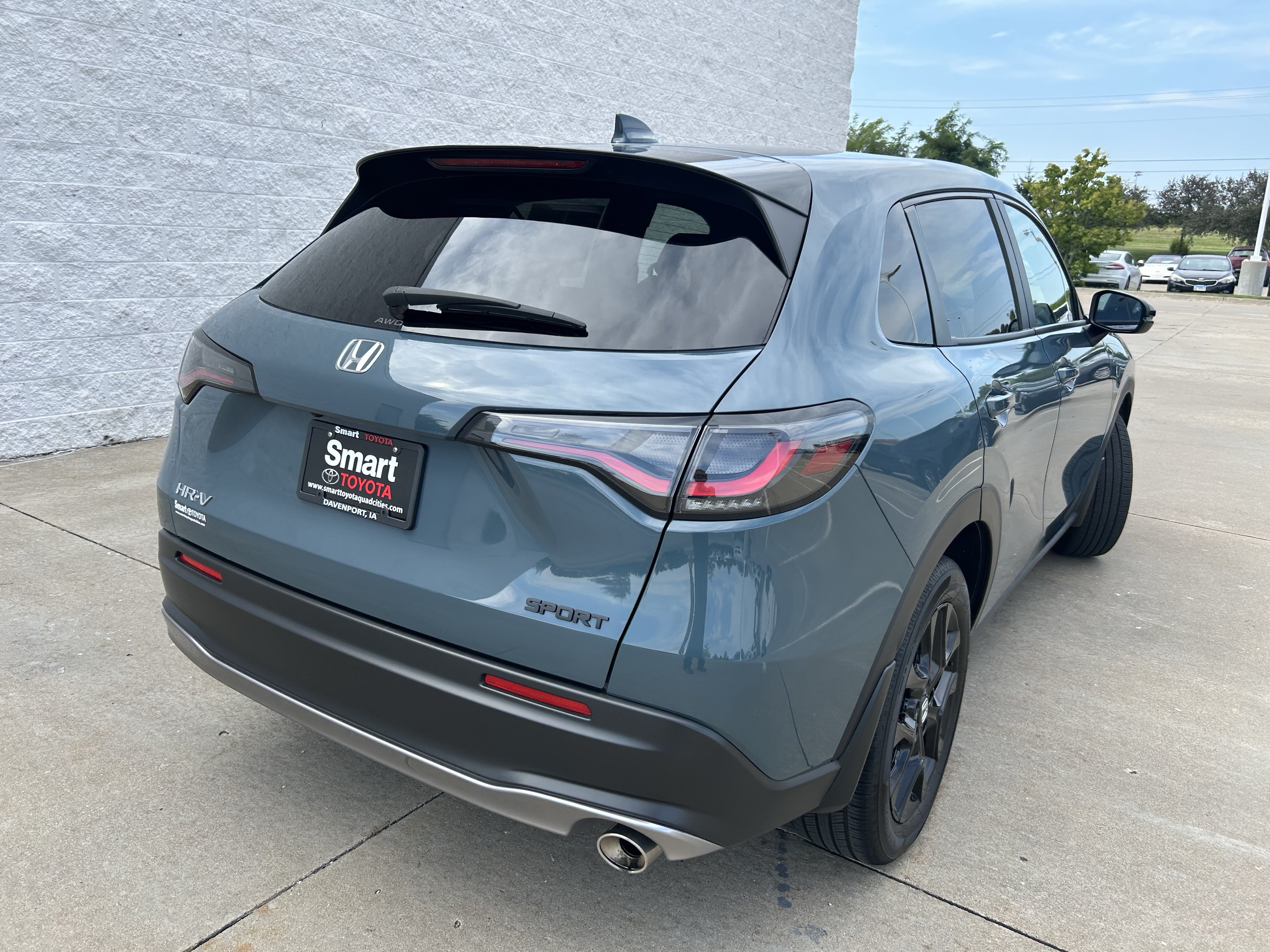 Used 2025 Honda HR-V Sport image 6