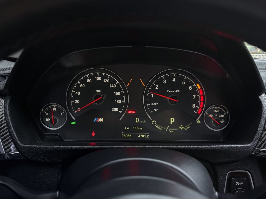Used 2018 BMW M3 RWD image 28