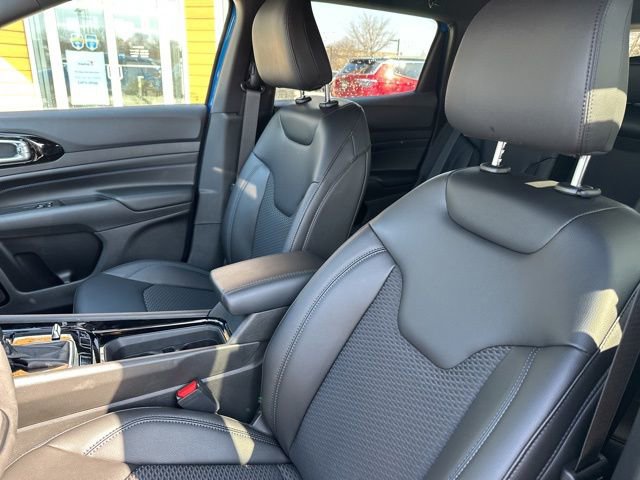 New 2026 Jeep Compass Latitude image 20