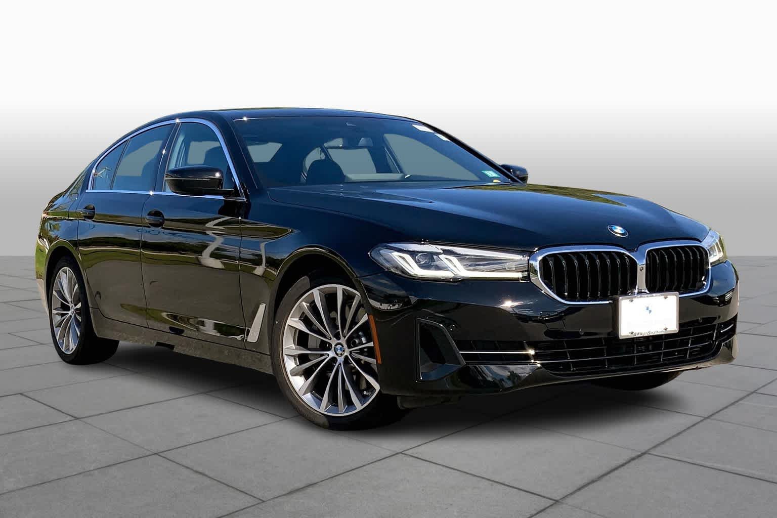 Used 2021 BMW 530i xDrive w/ Convenience Package AWD/4WD image 2