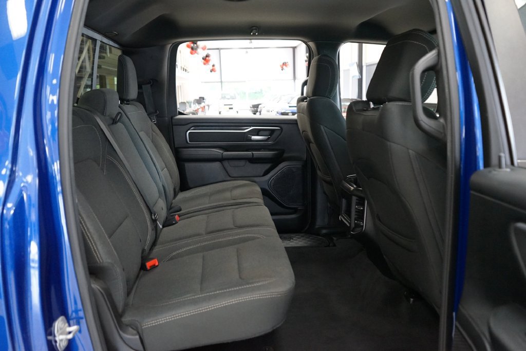 Used 2019 RAM 1500 Big Horn AWD/4WD image 12
