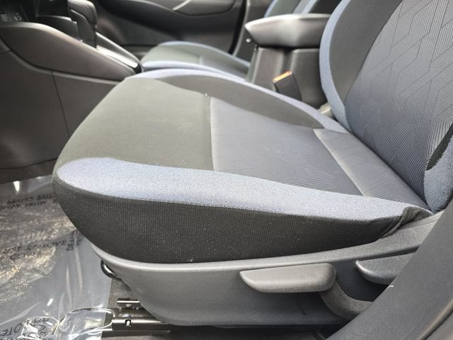 Used 2025 Nissan Versa SV w/ Trunk Package FWD image 28