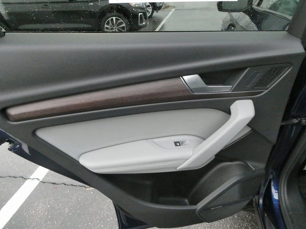 Used 2022 Audi Q5 2.0T Premium Plus image 23