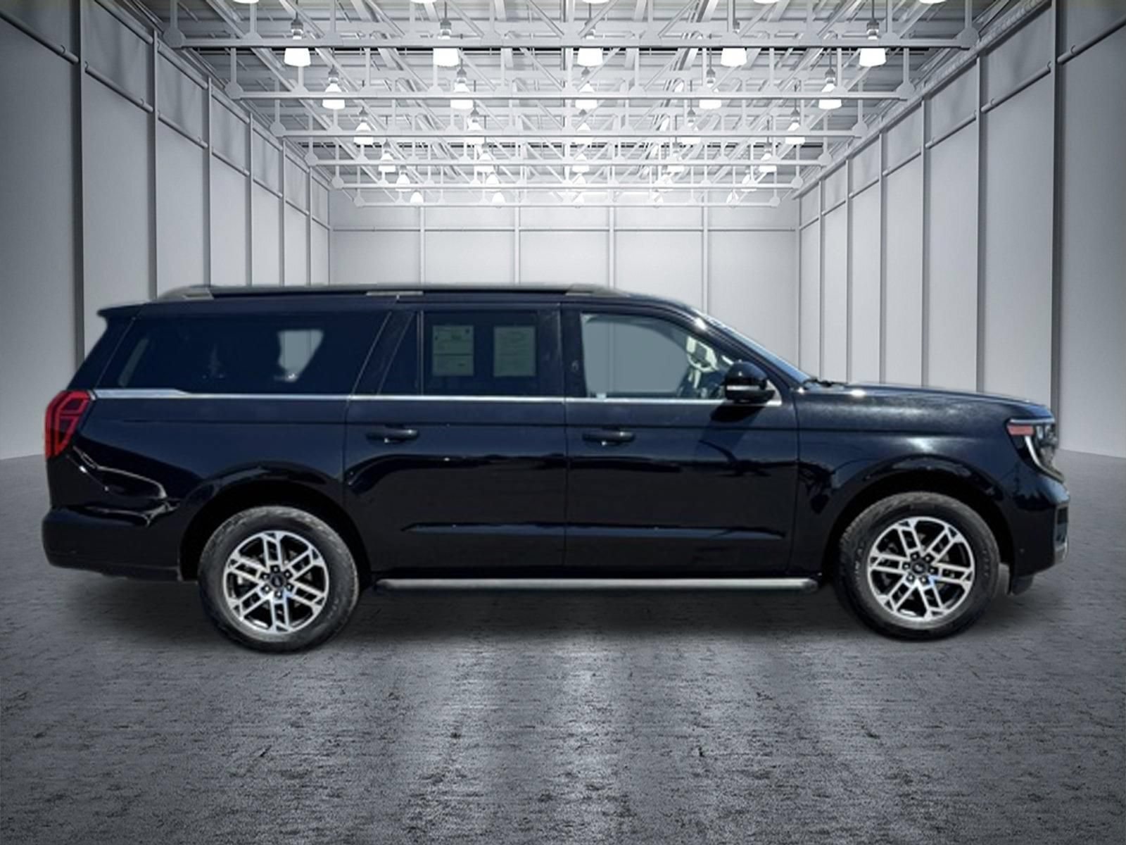 Certified 2025 Ford Expedition Max Active AWD/4WD image 17