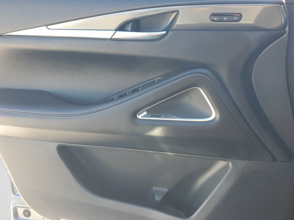 Used 2024 INFINITI QX60 Luxe w/ Performance Audio Package image 24