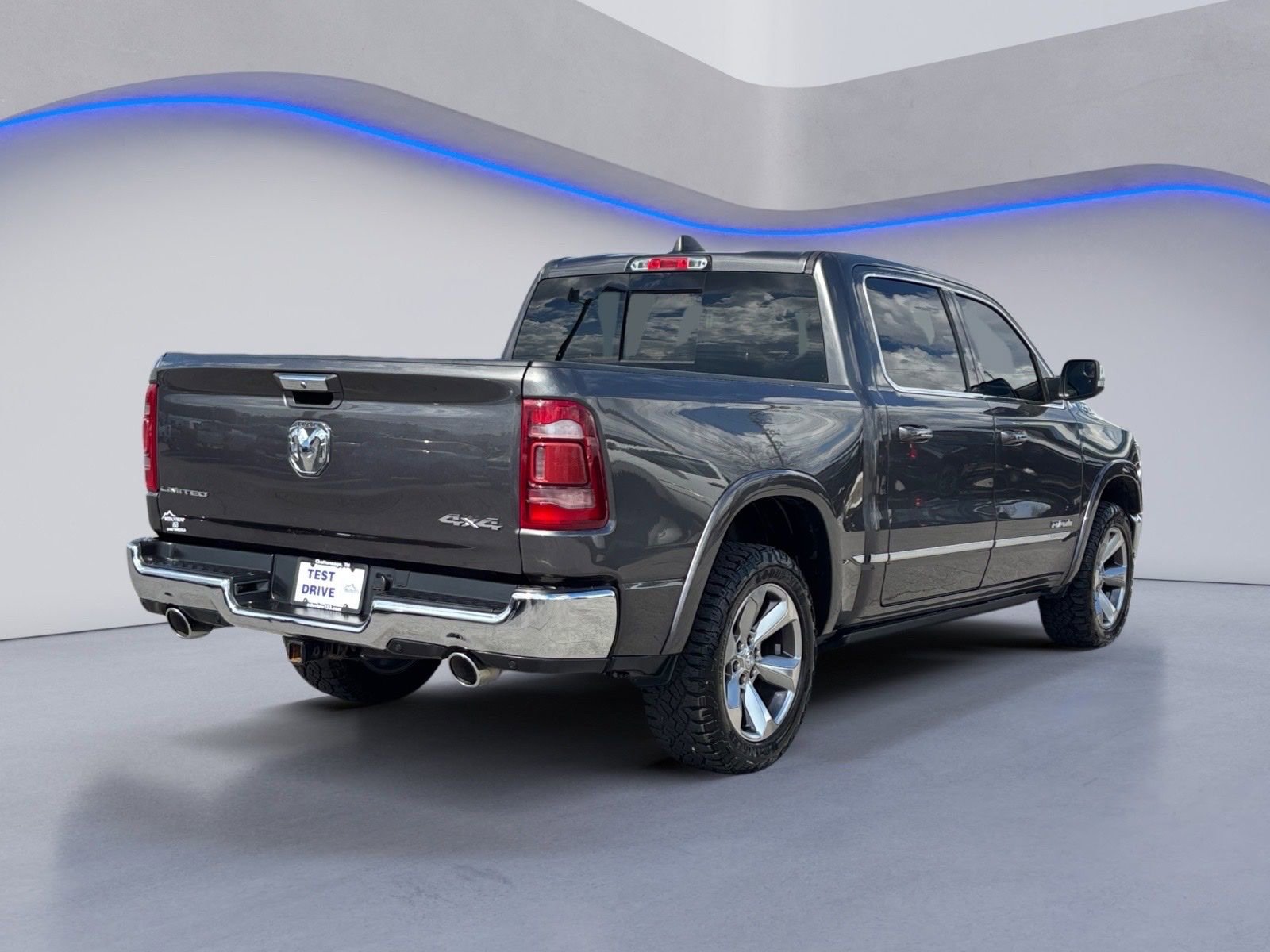 Used 2022 RAM 1500 Limited image 9