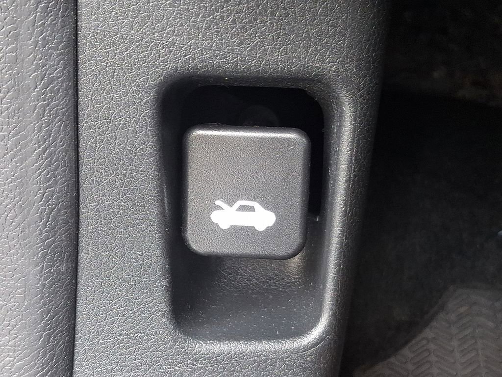 Used 2018 Honda Civic LX image 25