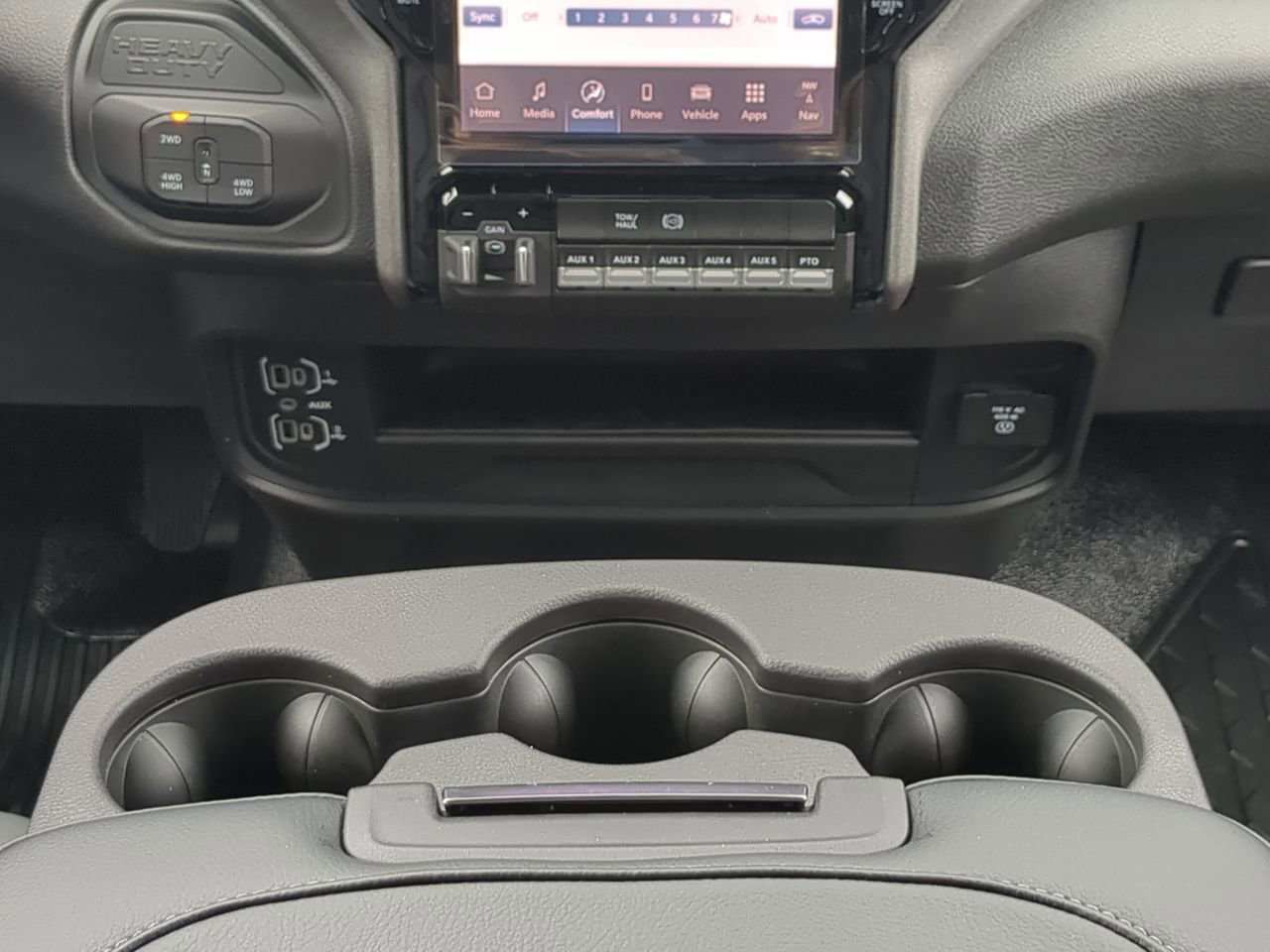 New 2026 RAM 4500 Tradesman AWD/4WD image 17