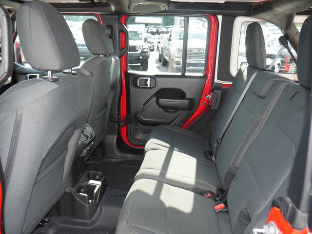 Used 2025 Jeep Wrangler Unlimited Sport AWD/4WD image 23