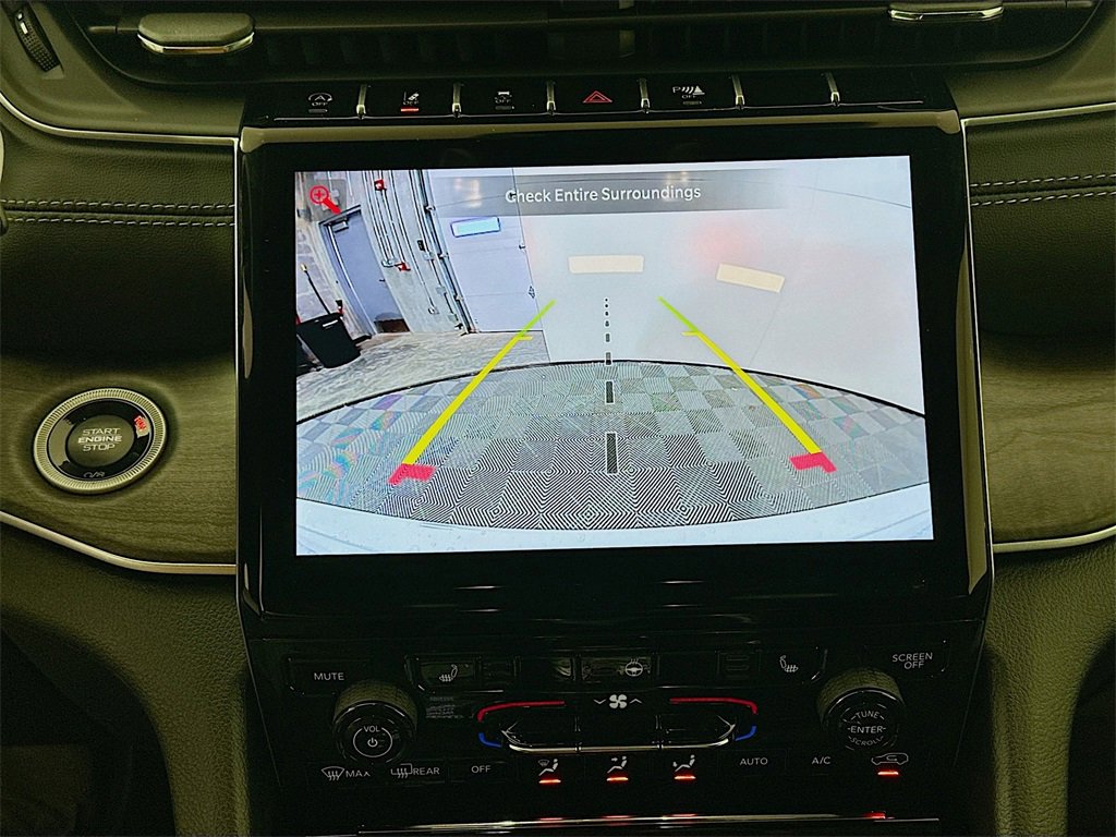 New 2025 Jeep Grand Cherokee Limited image 14