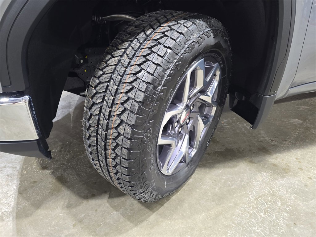 New 2026 GMC Sierra 1500 SLE image 31